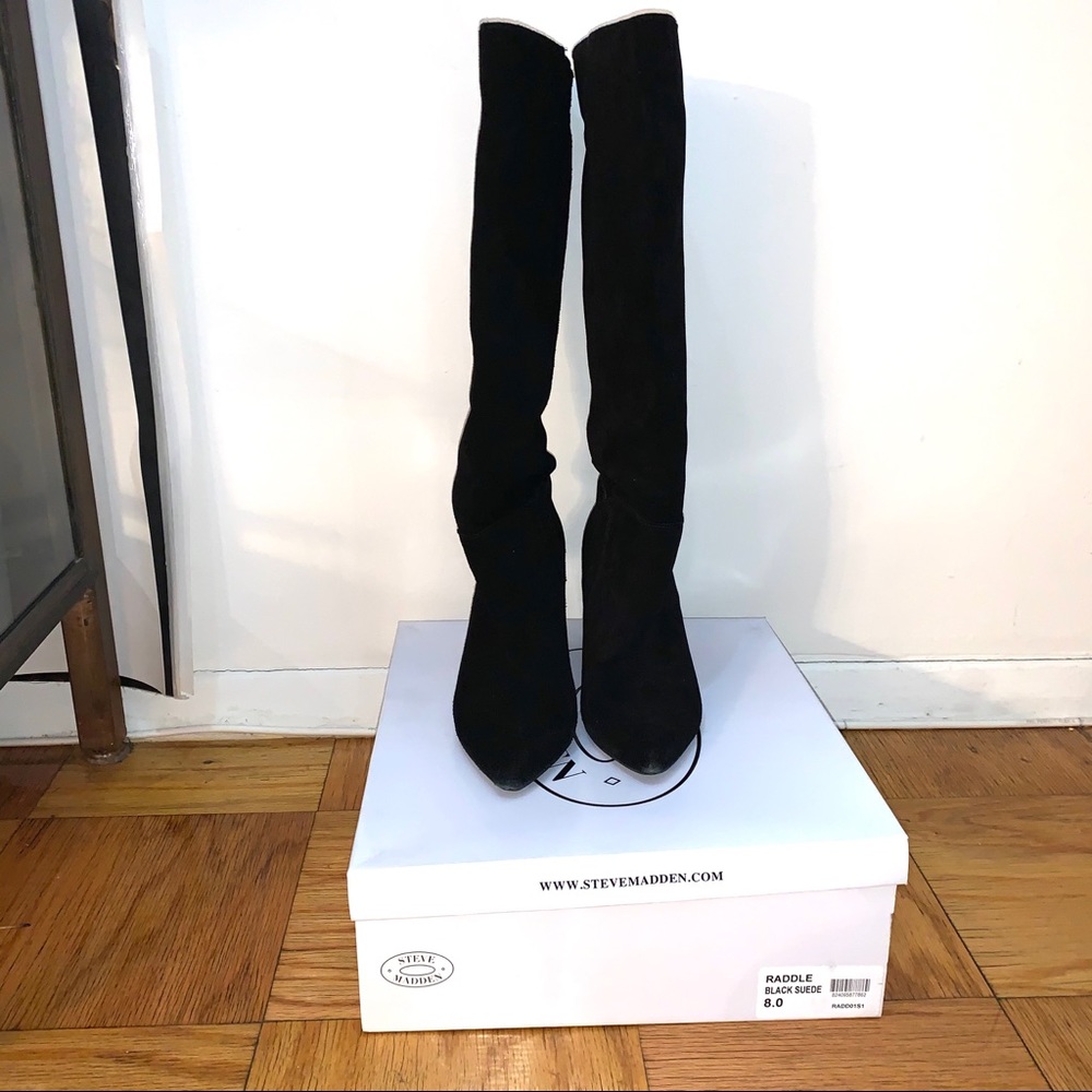 Steve Madden Black Suede boots size 8 NEW IN BOX